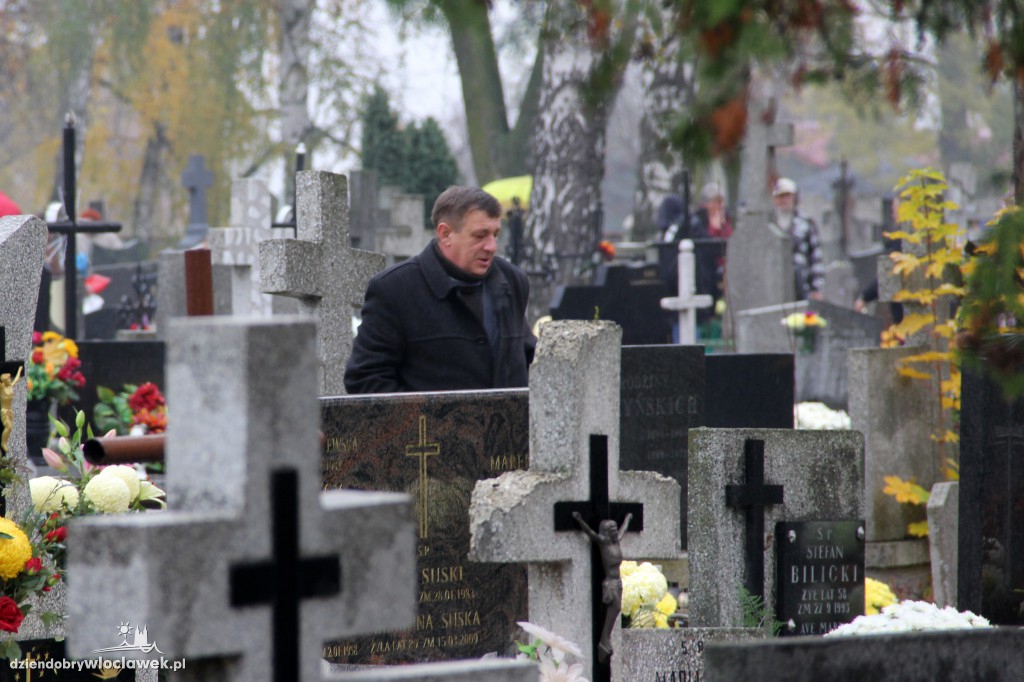 1.11 na Cmentarzu Komunalnym