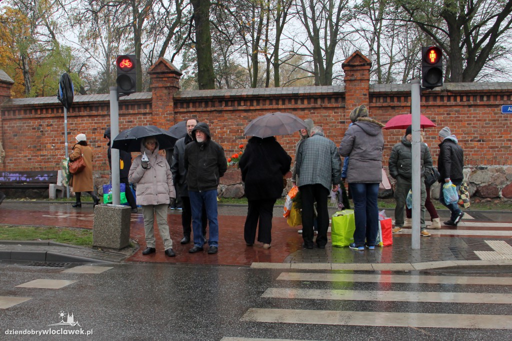 1.11 na Cmentarzu Komunalnym