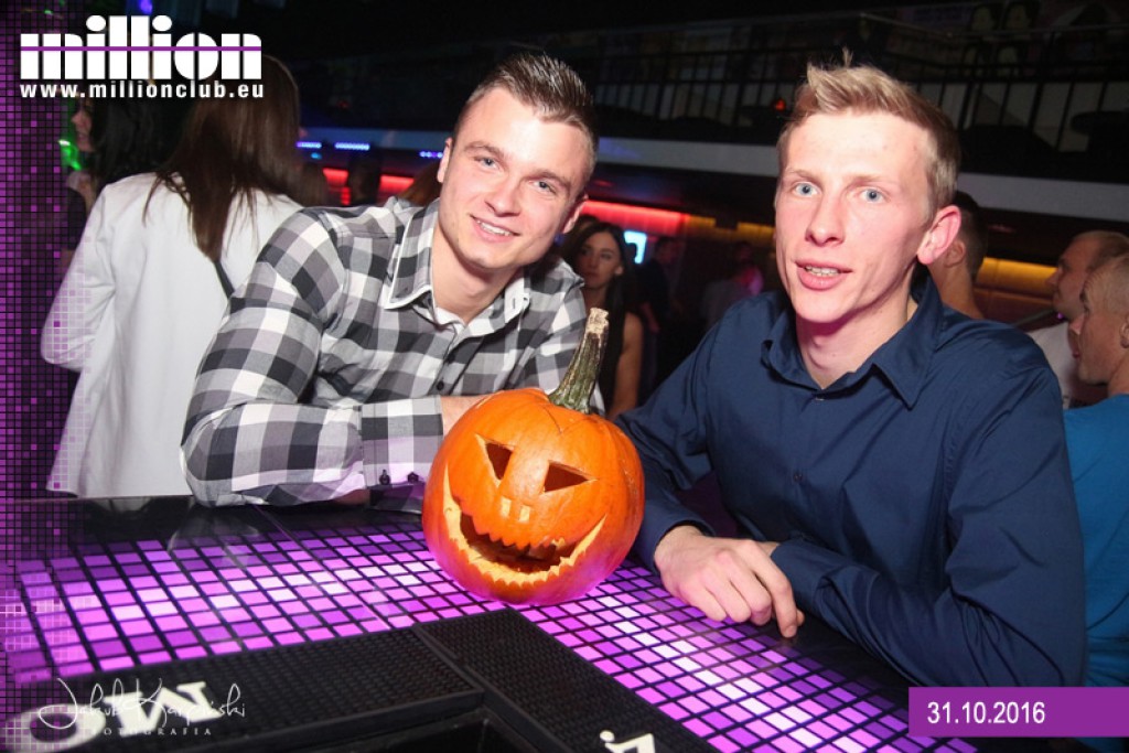 Halloweenowa impreza w Millionie