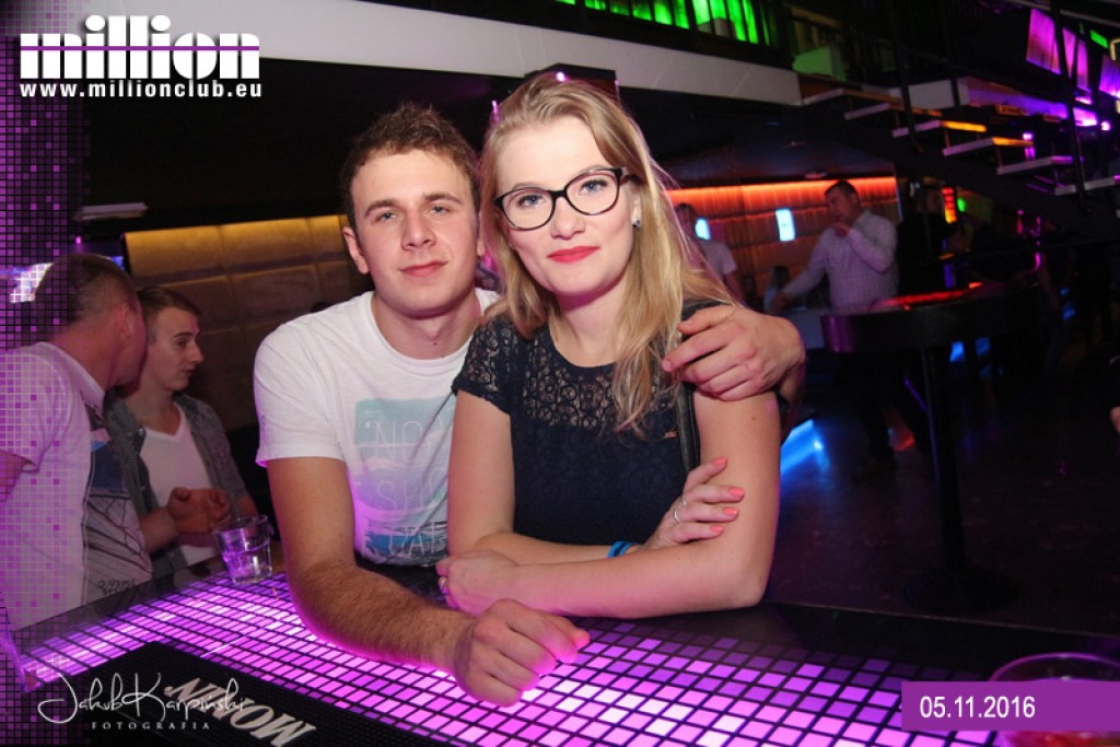 Sobotnia noc w klubie Million