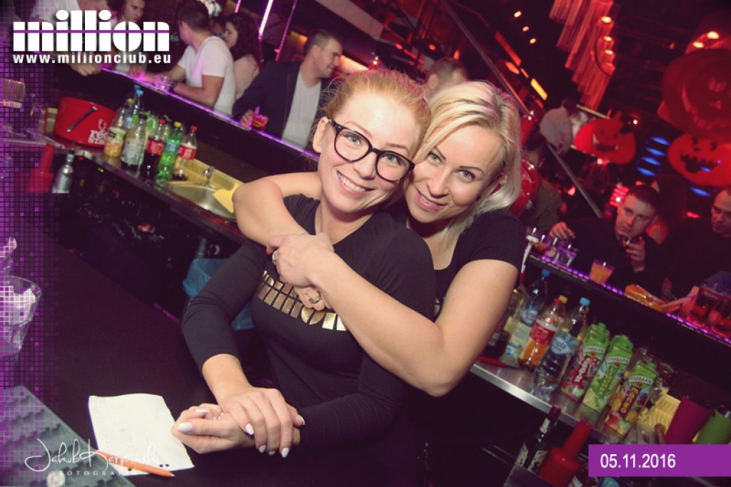 Sobotnia noc w klubie Million
