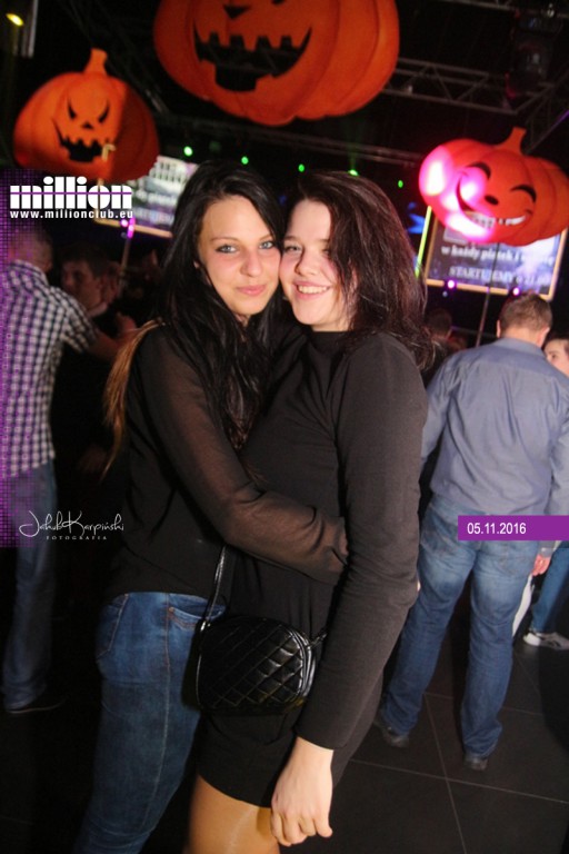 Sobotnia noc w klubie Million