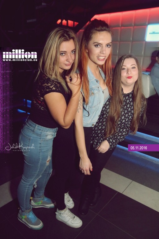 Sobotnia noc w klubie Million