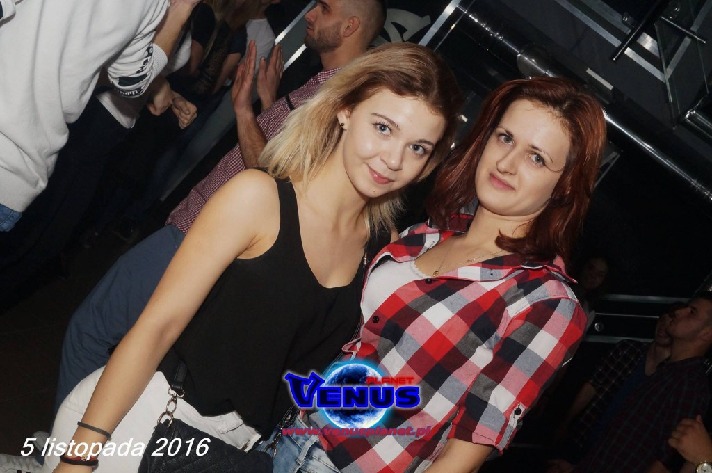 Gorąca noc w klubie Venus