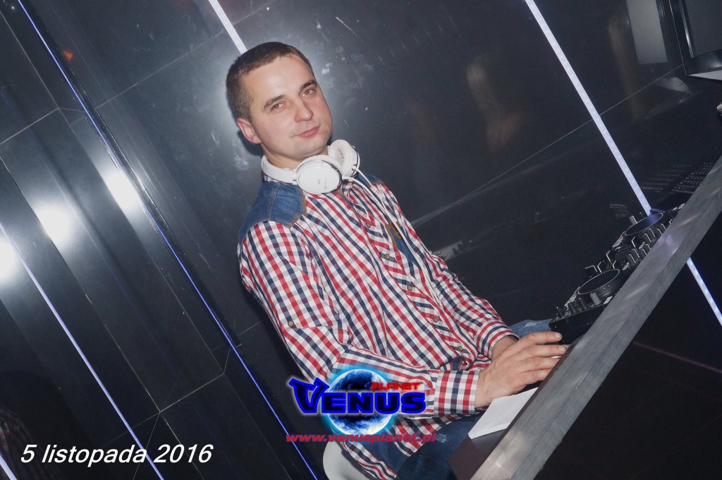 Gorąca noc w klubie Venus