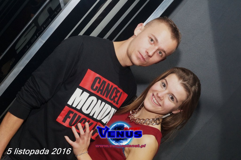 Gorąca noc w klubie Venus