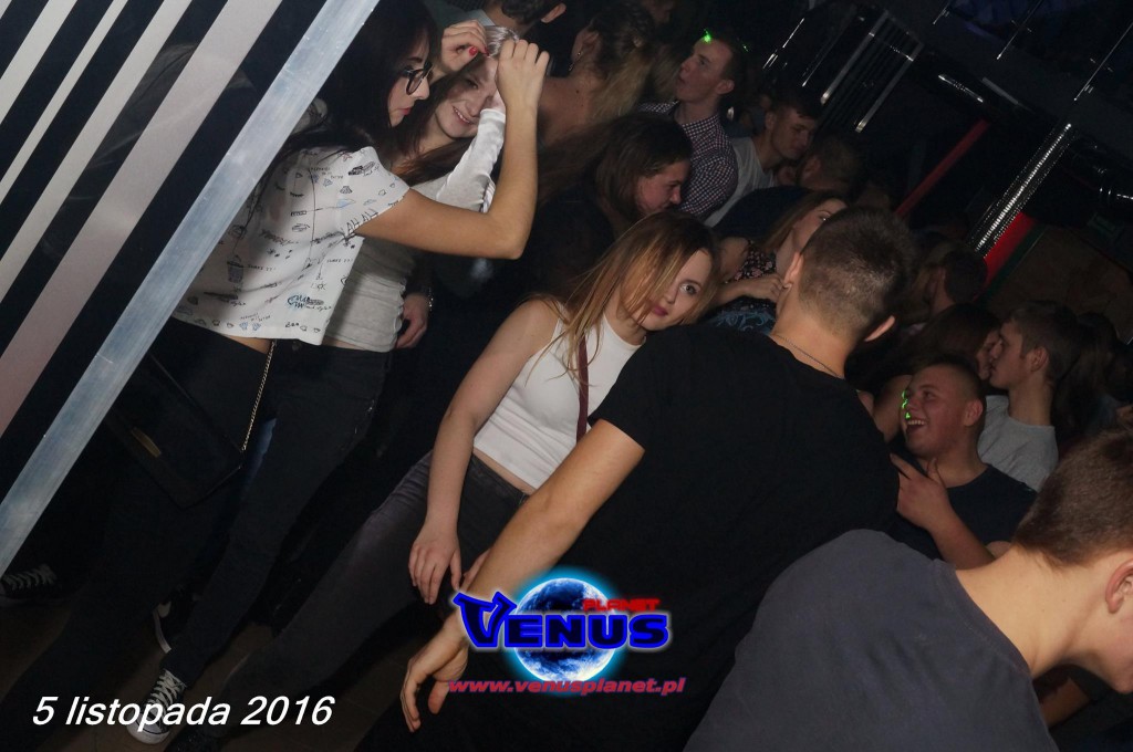 Gorąca noc w klubie Venus