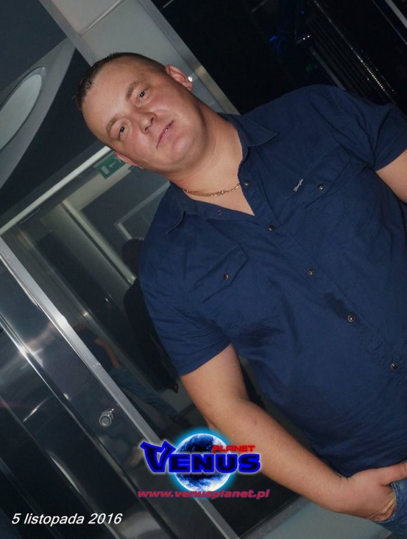 Gorąca noc w klubie Venus