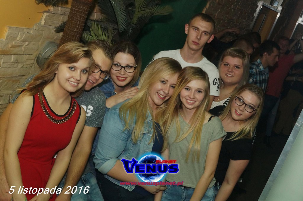 Gorąca noc w klubie Venus