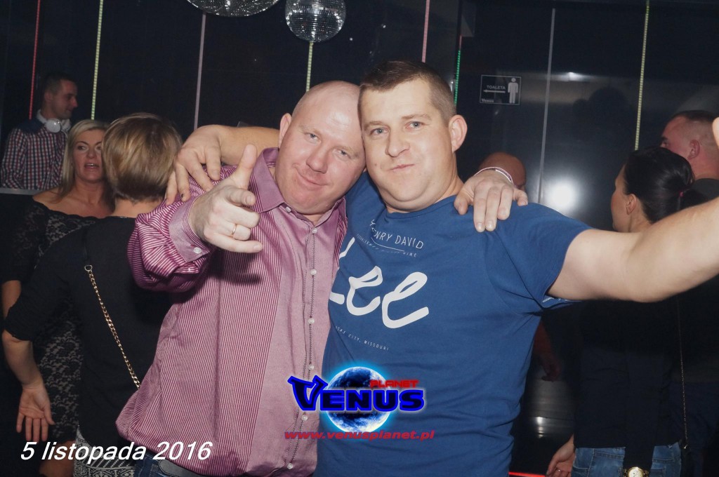 Gorąca noc w klubie Venus