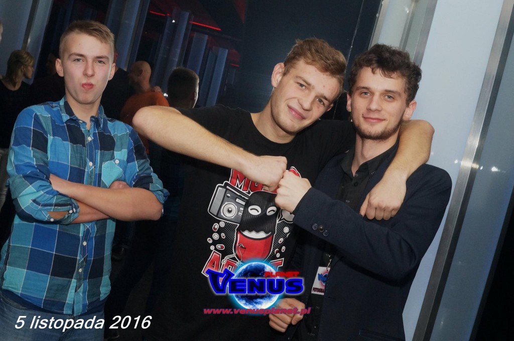 Gorąca noc w klubie Venus