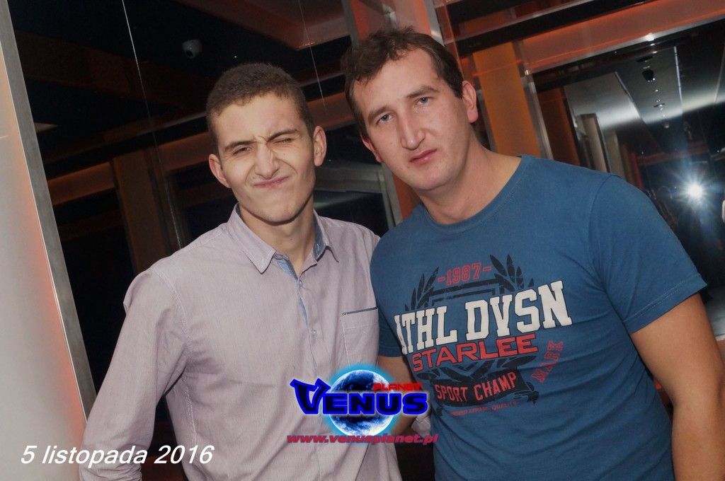 Gorąca noc w klubie Venus