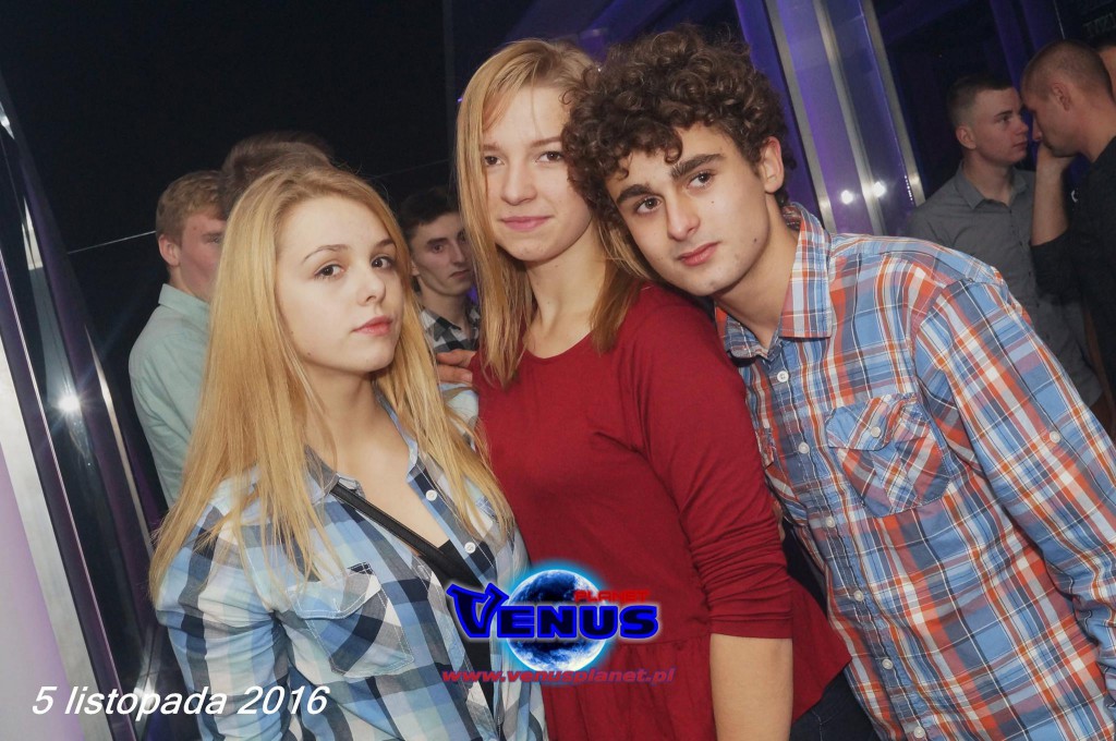 Gorąca noc w klubie Venus