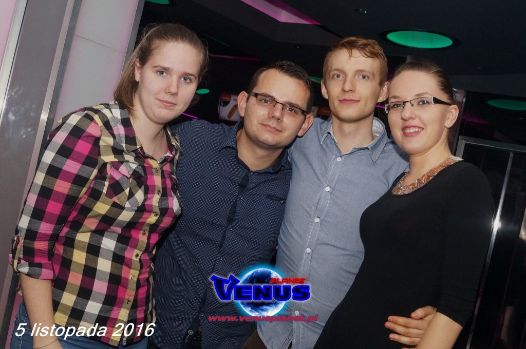 Gorąca noc w klubie Venus