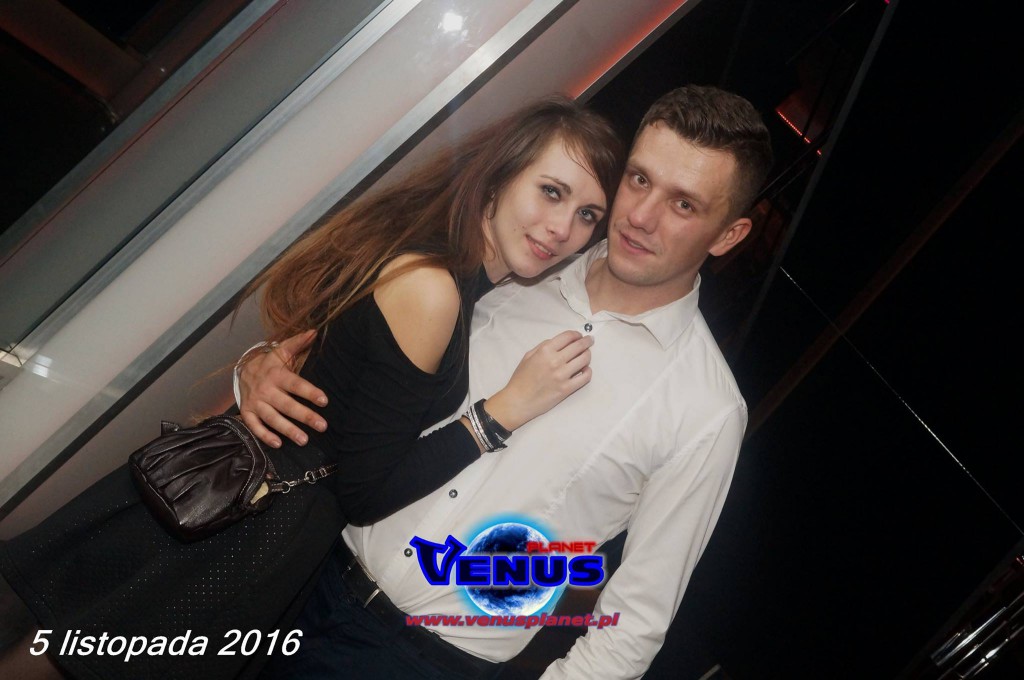 Gorąca noc w klubie Venus