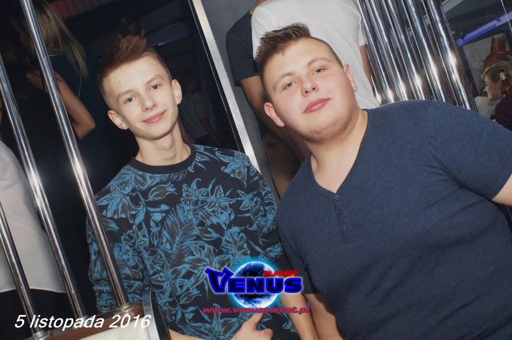 Gorąca noc w klubie Venus
