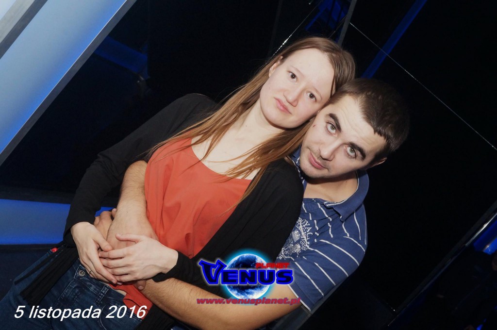 Gorąca noc w klubie Venus
