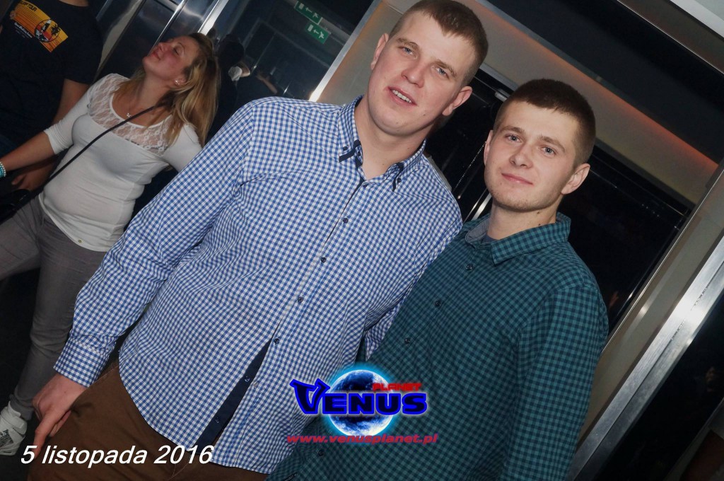 Gorąca noc w klubie Venus