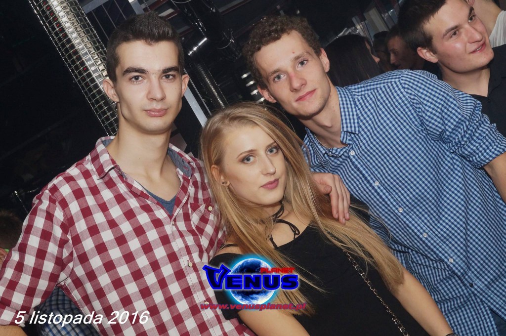 Gorąca noc w klubie Venus
