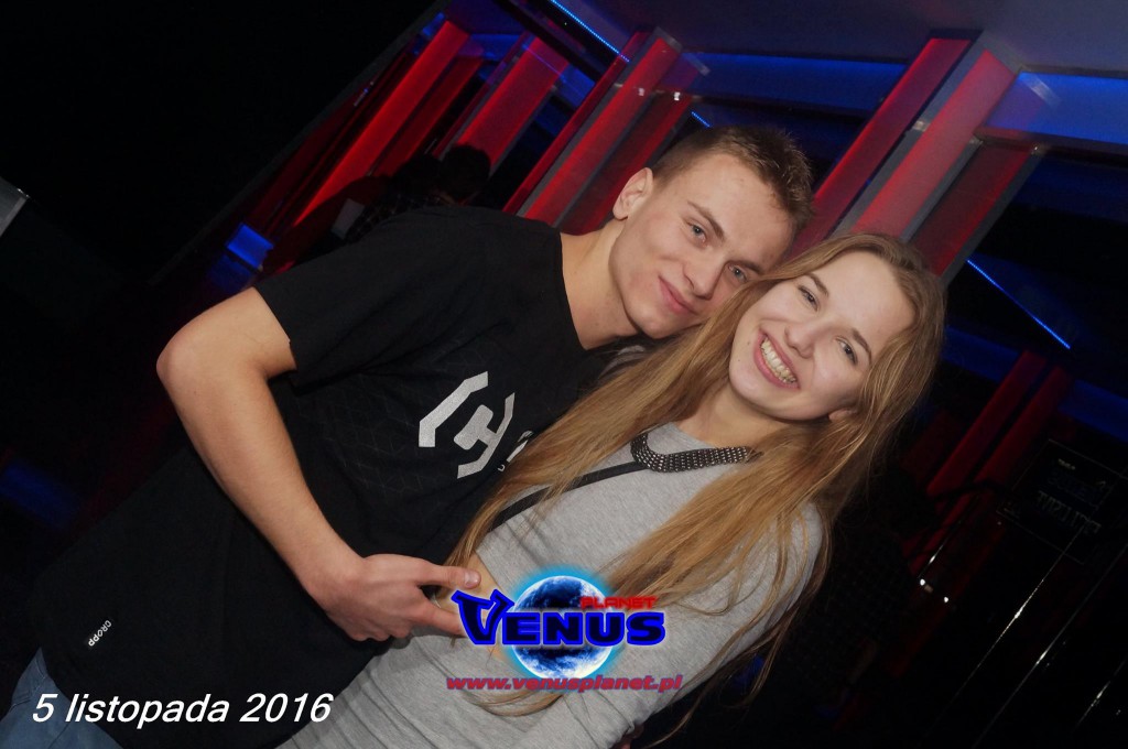 Gorąca noc w klubie Venus