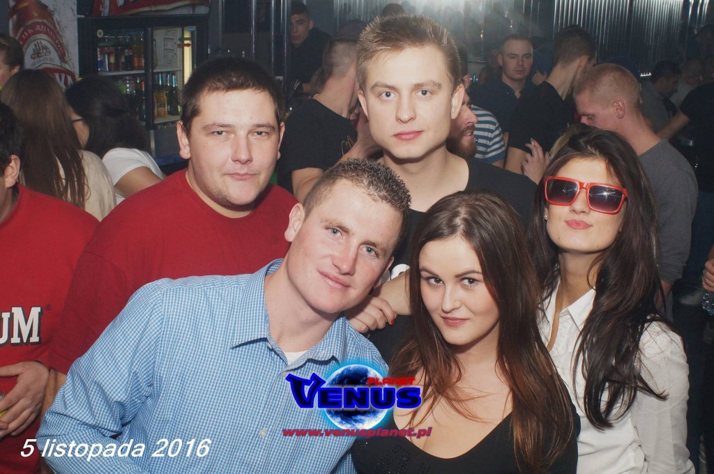 Gorąca noc w klubie Venus
