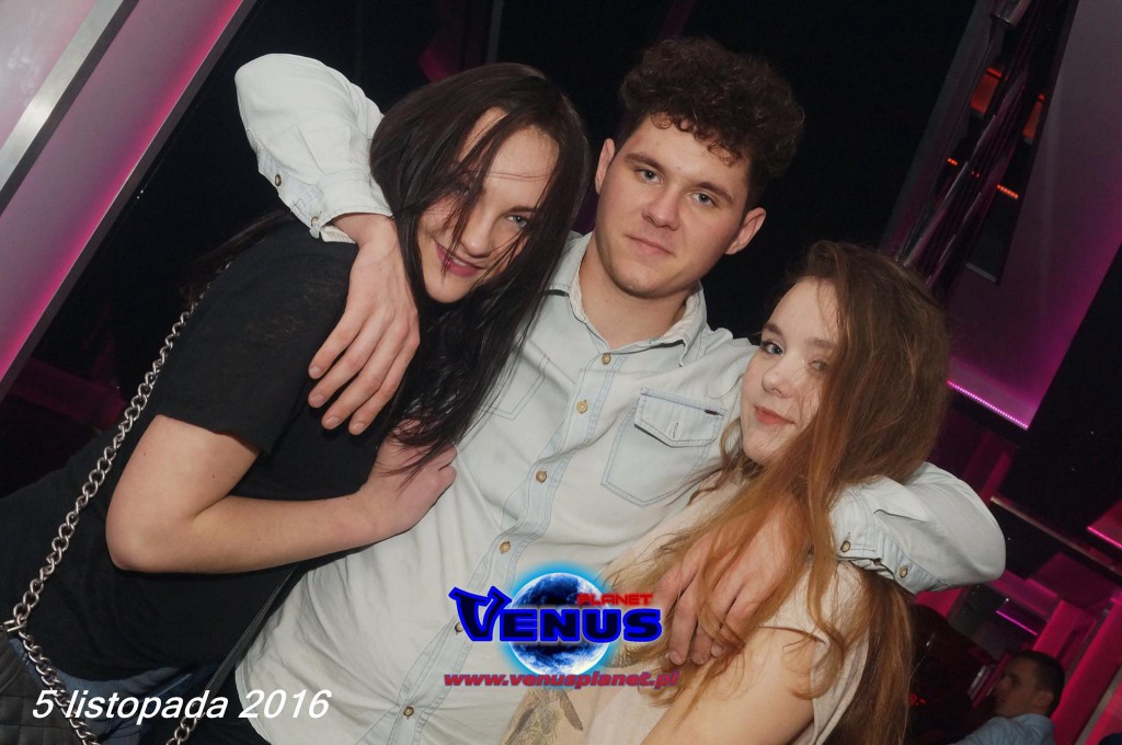 Gorąca noc w klubie Venus