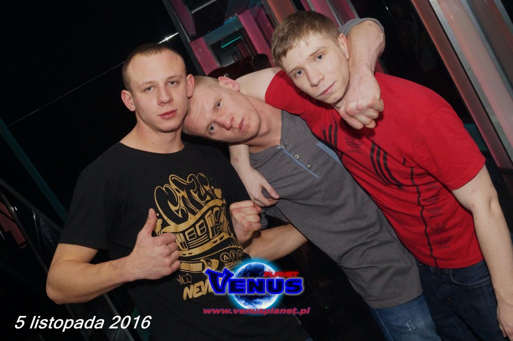 Gorąca noc w klubie Venus