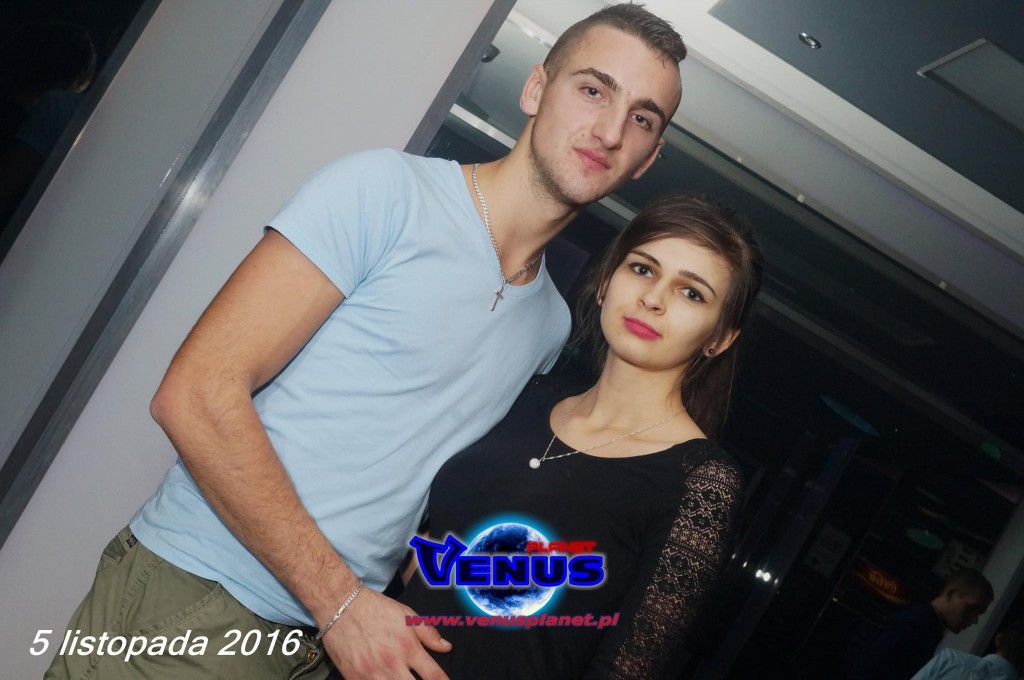 Gorąca noc w klubie Venus