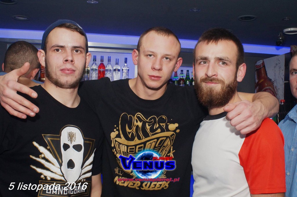 Gorąca noc w klubie Venus