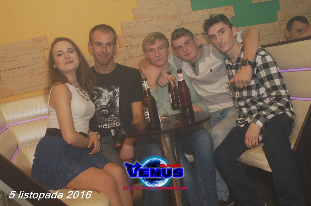 Gorąca noc w klubie Venus