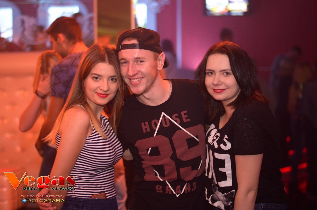 Sobotnia impreza w klubie Vegas