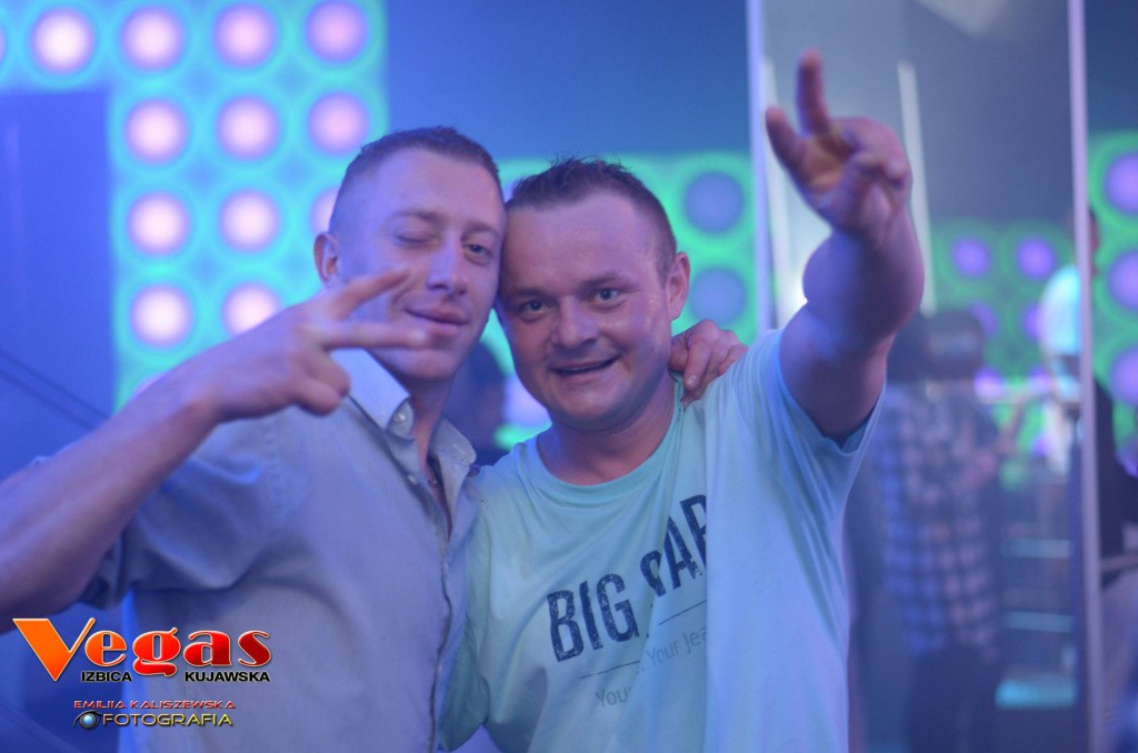 Sobotnia impreza w klubie Vegas