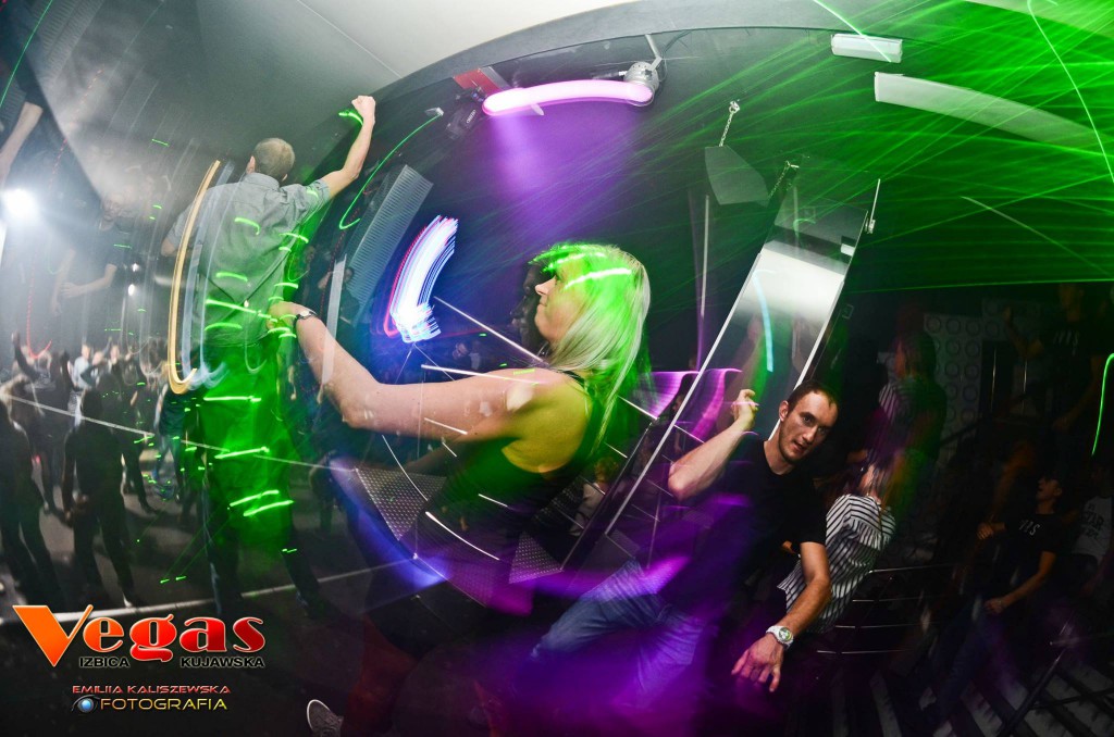 Sobotnia impreza w klubie Vegas