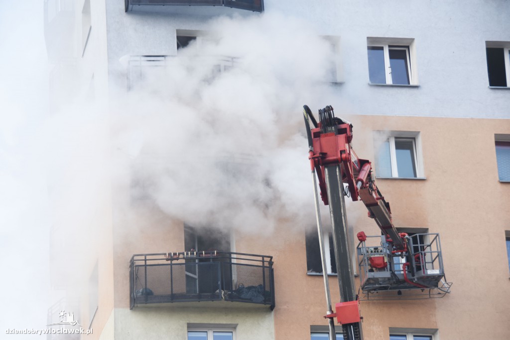 Pożar w wieżowcu na pl. Wolności