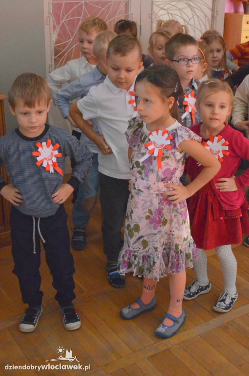 Przedszkolaki z Uroczej na 11 listopada
