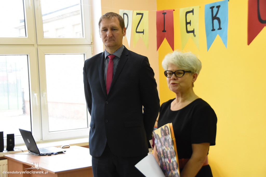 Przekazanie zabawek w ZS nr 11