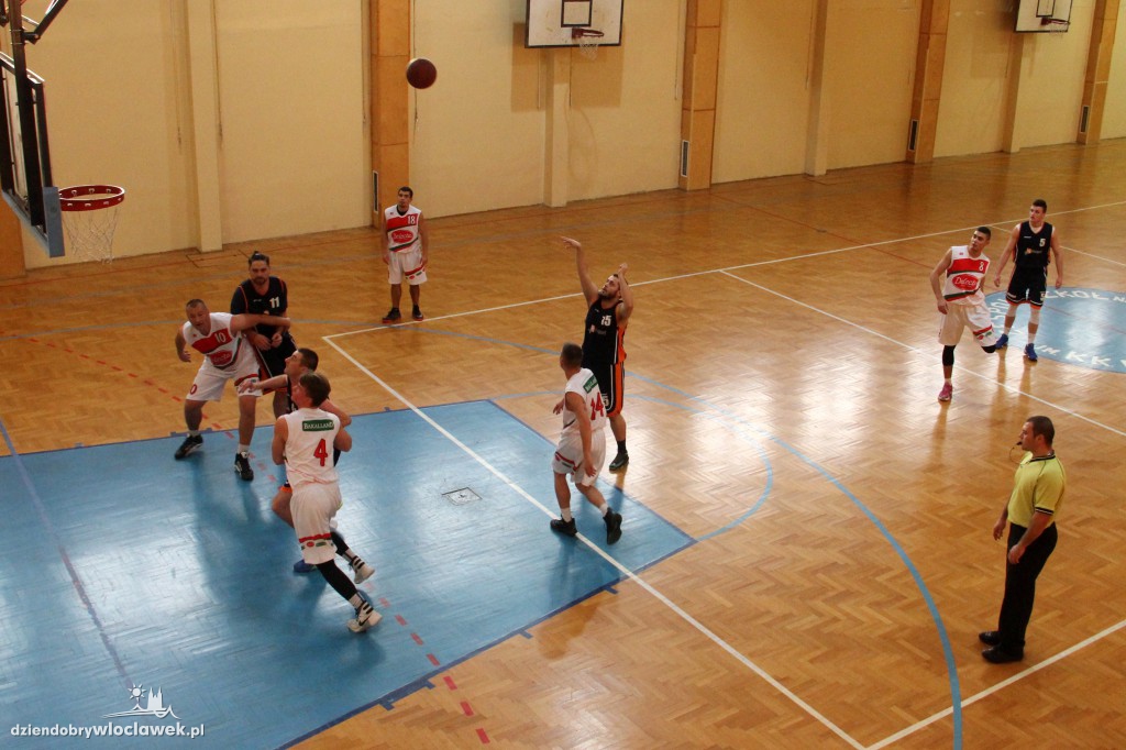 III kolejka WLKA w hali ZS4