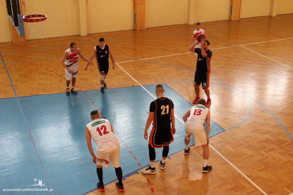 III kolejka WLKA w hali ZS4