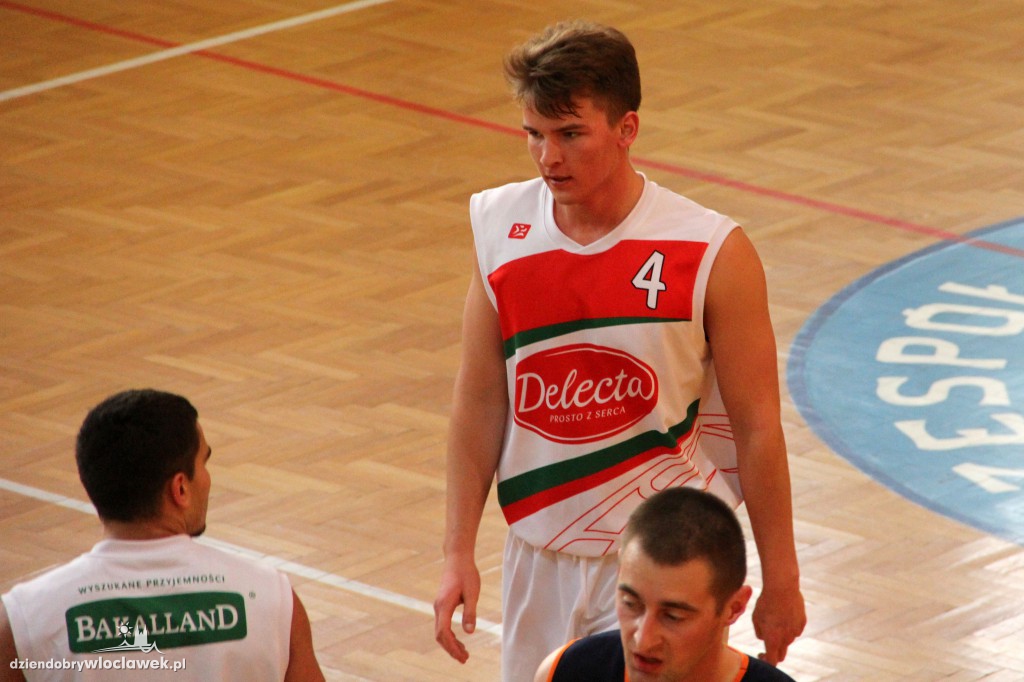 III kolejka WLKA w hali ZS4