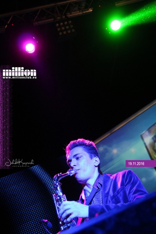 Sobotnia impreza w klubie Million