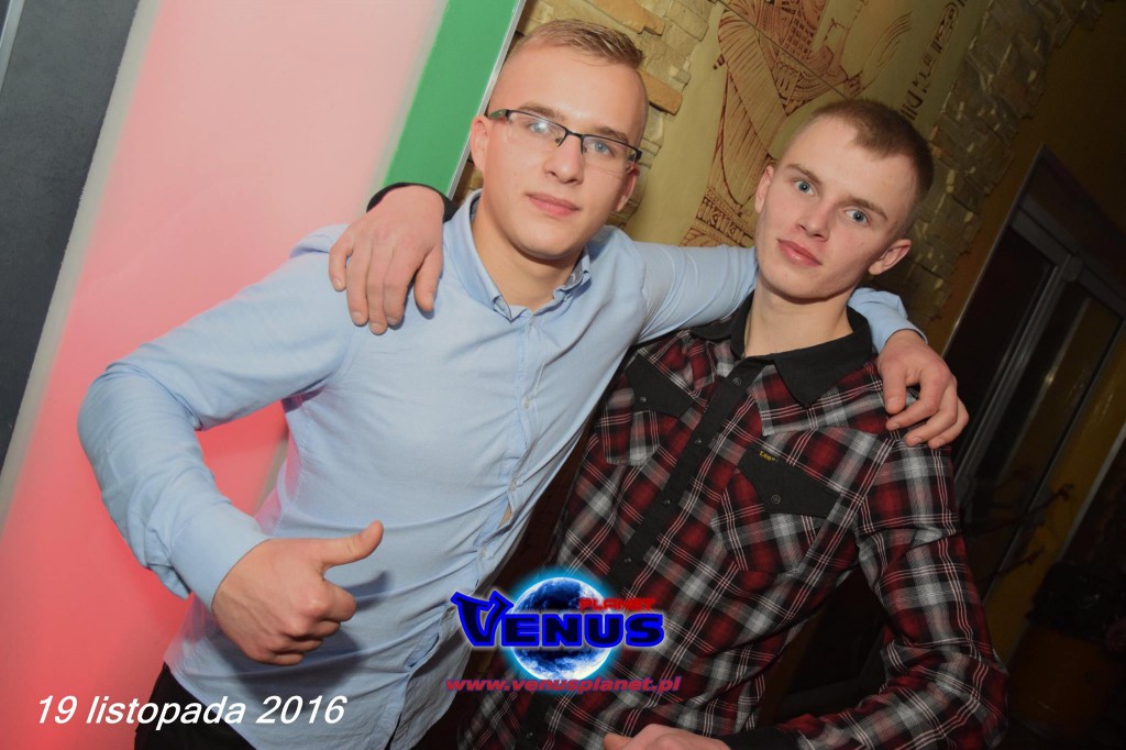 Gorący weekend w klubie Venus