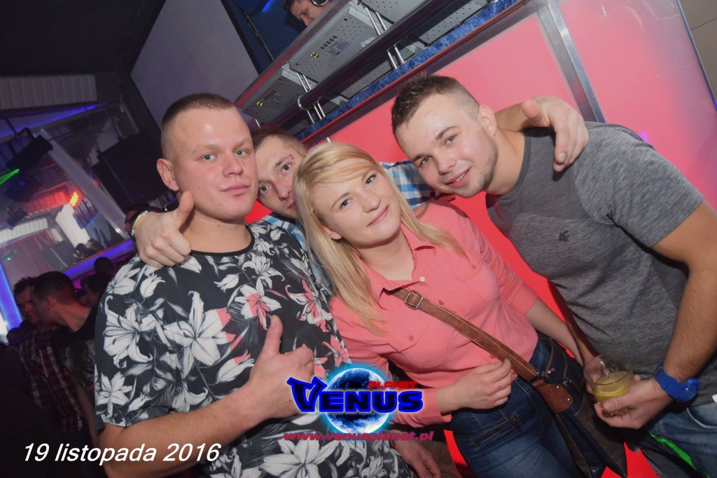 Gorący weekend w klubie Venus