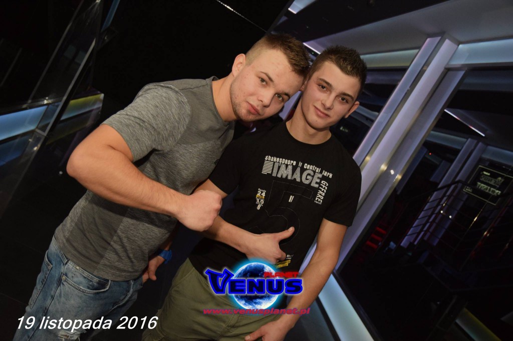 Gorący weekend w klubie Venus