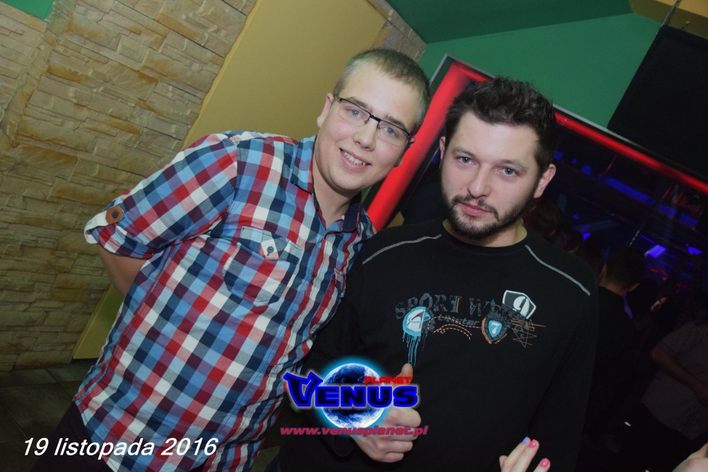 Gorący weekend w klubie Venus