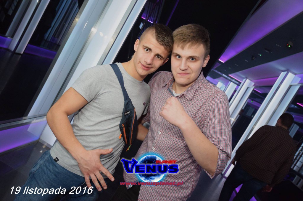 Gorący weekend w klubie Venus