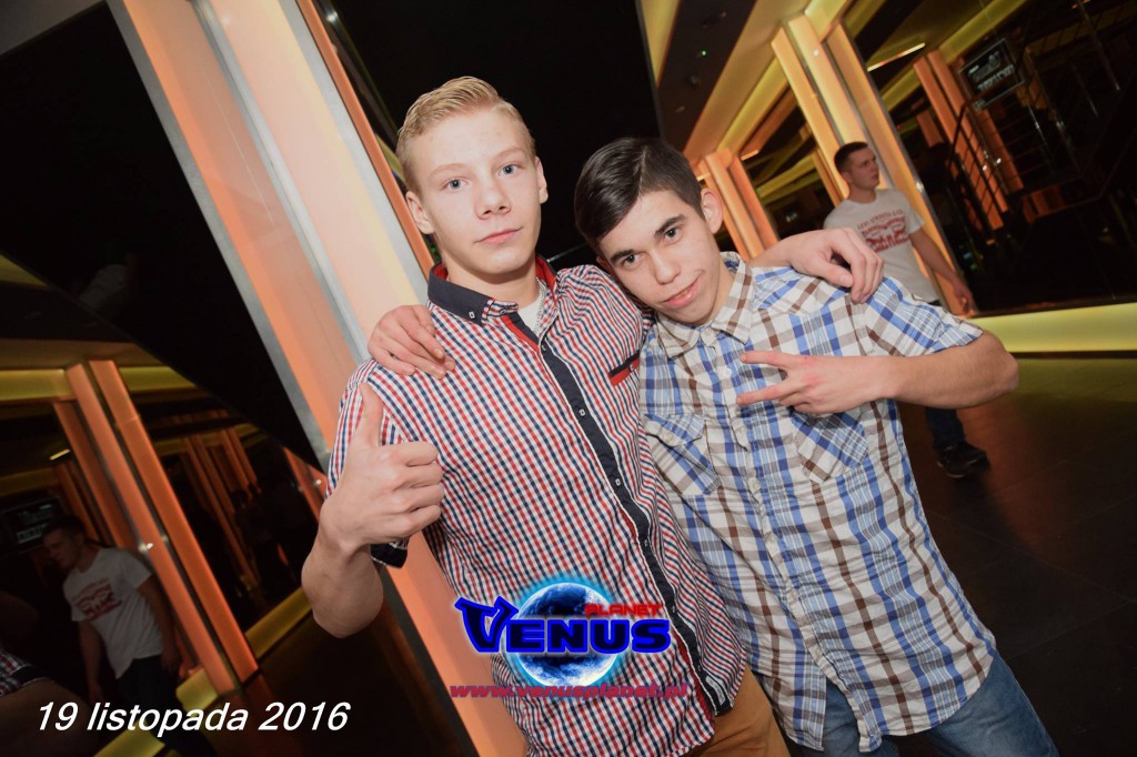 Gorący weekend w klubie Venus
