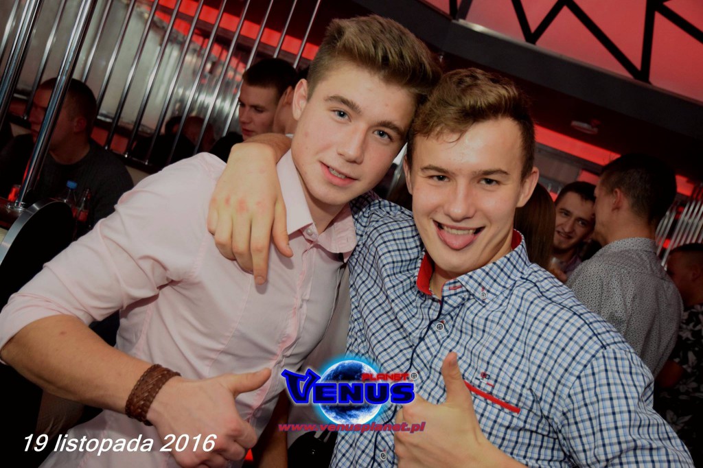 Gorący weekend w klubie Venus