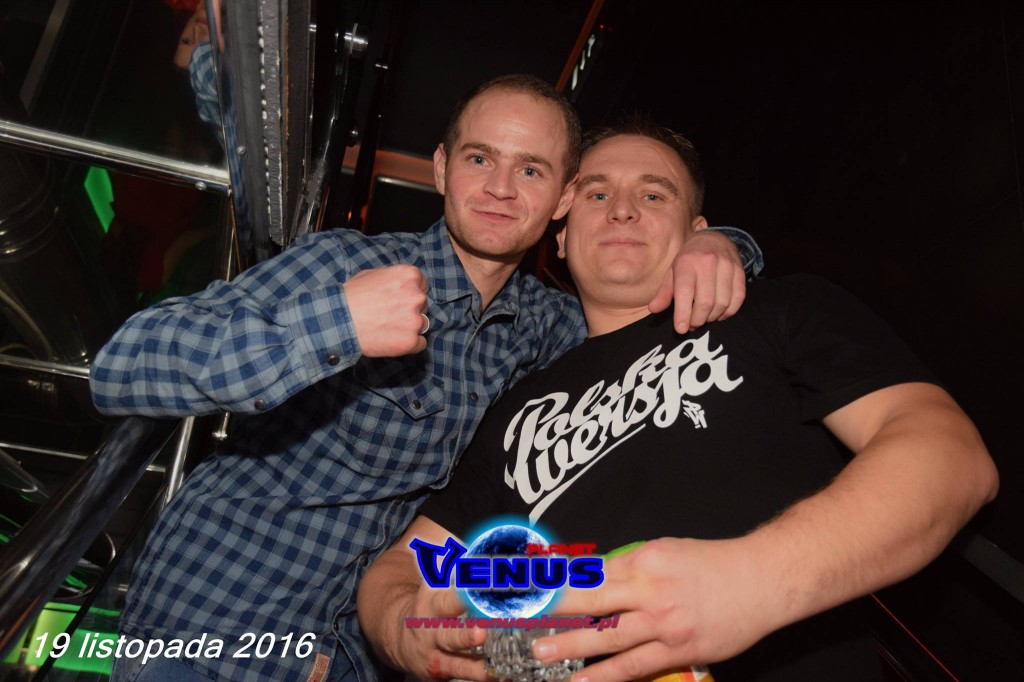 Gorący weekend w klubie Venus