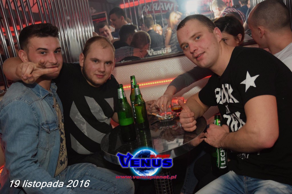 Gorący weekend w klubie Venus