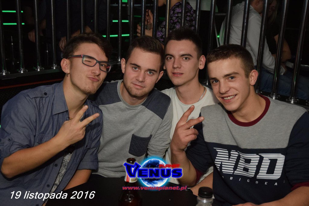 Gorący weekend w klubie Venus